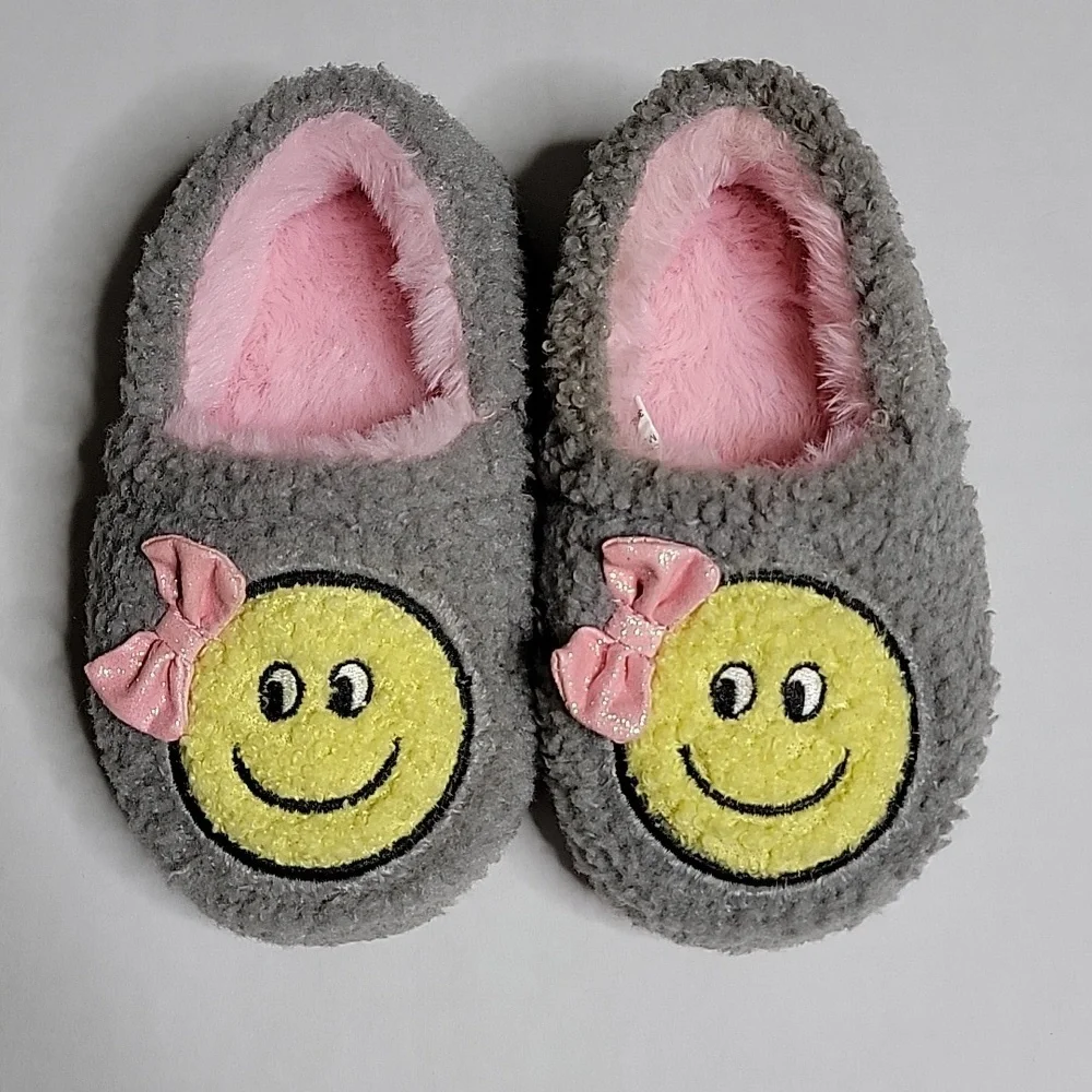 Wonder nation toddler girls smiley slippers